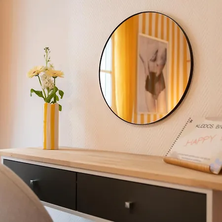 Apartment Olympe By Kleidos, 4p, Rue Calme, Centre Historique, Proche Gare