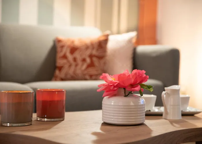 Apartment Olympe By Kleidos, 4p, Rue Calme, Centre Historique, Proche Gare Rouen